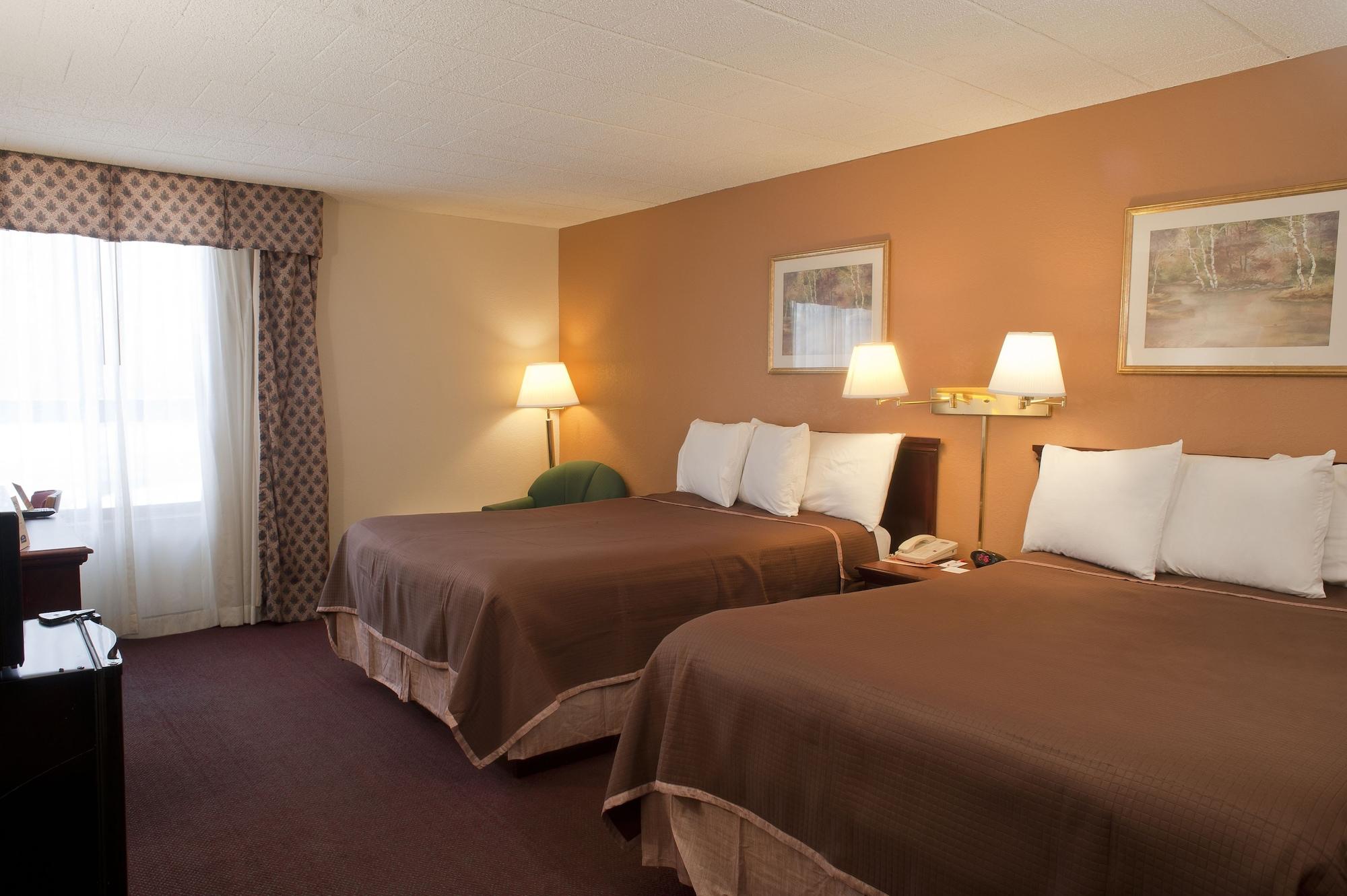 Howard Johnson By Wyndham Bartonsville/Poconos Area Exterior photo